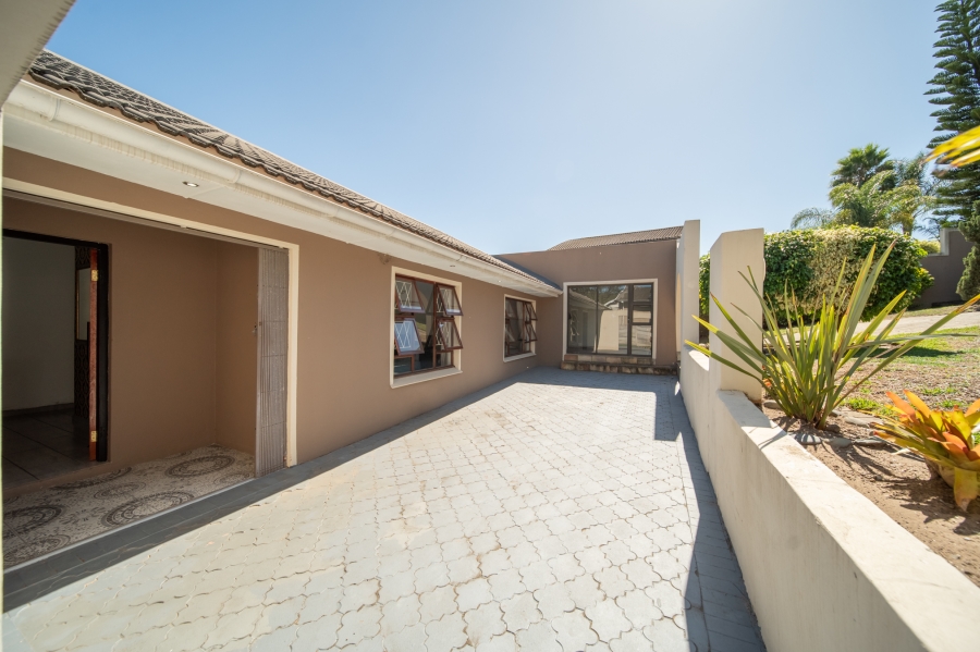 3 Bedroom Property for Sale in Nahoon Valley Park Eastern Cape